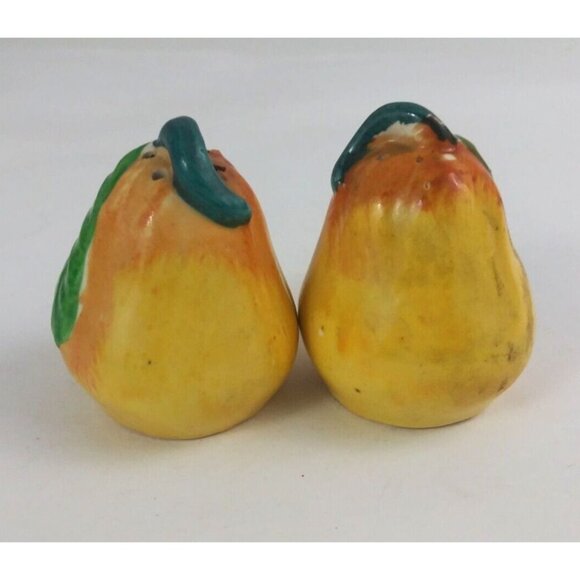 Vintage Green Leafy Yellow Pears 2.25" Salt & Pepper Shakers Occupied Japan - Picture 1 of 13